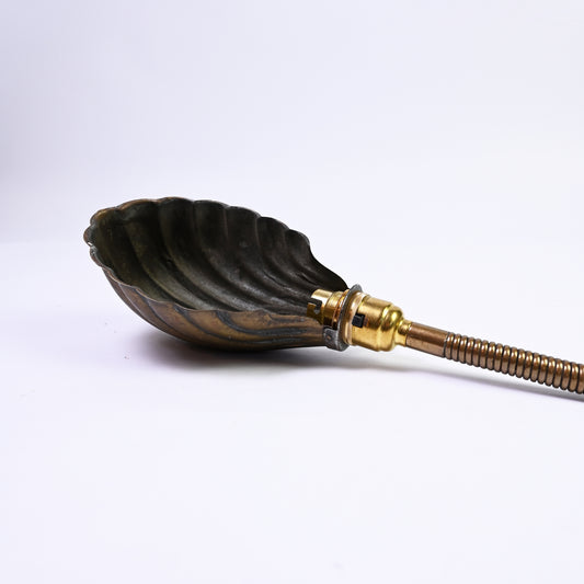 Shell Wall Lamp