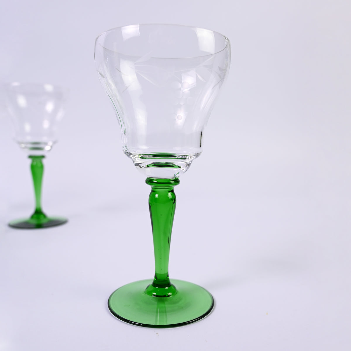Green Stem Glasses Set