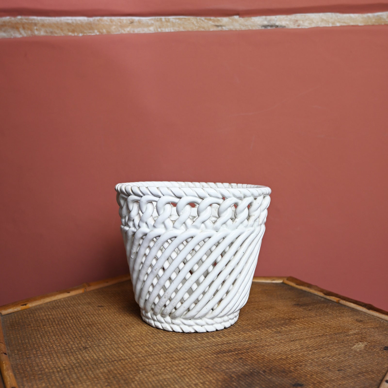 Spanish White Lattice Flower Pot