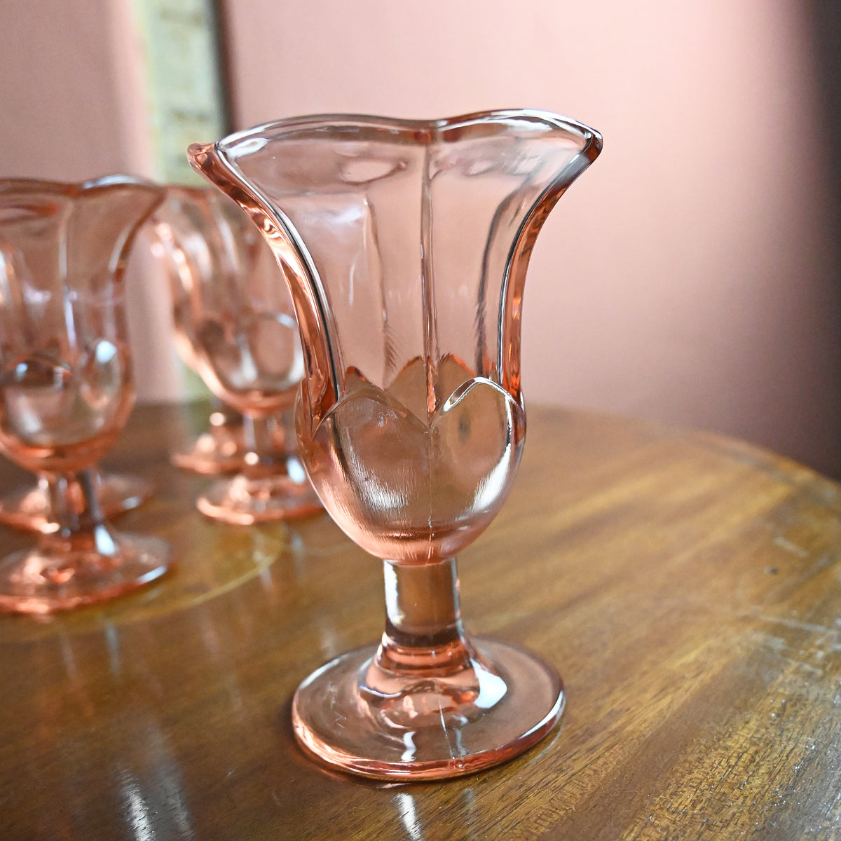 Gorgeous Pink Ice-Cream Dishes