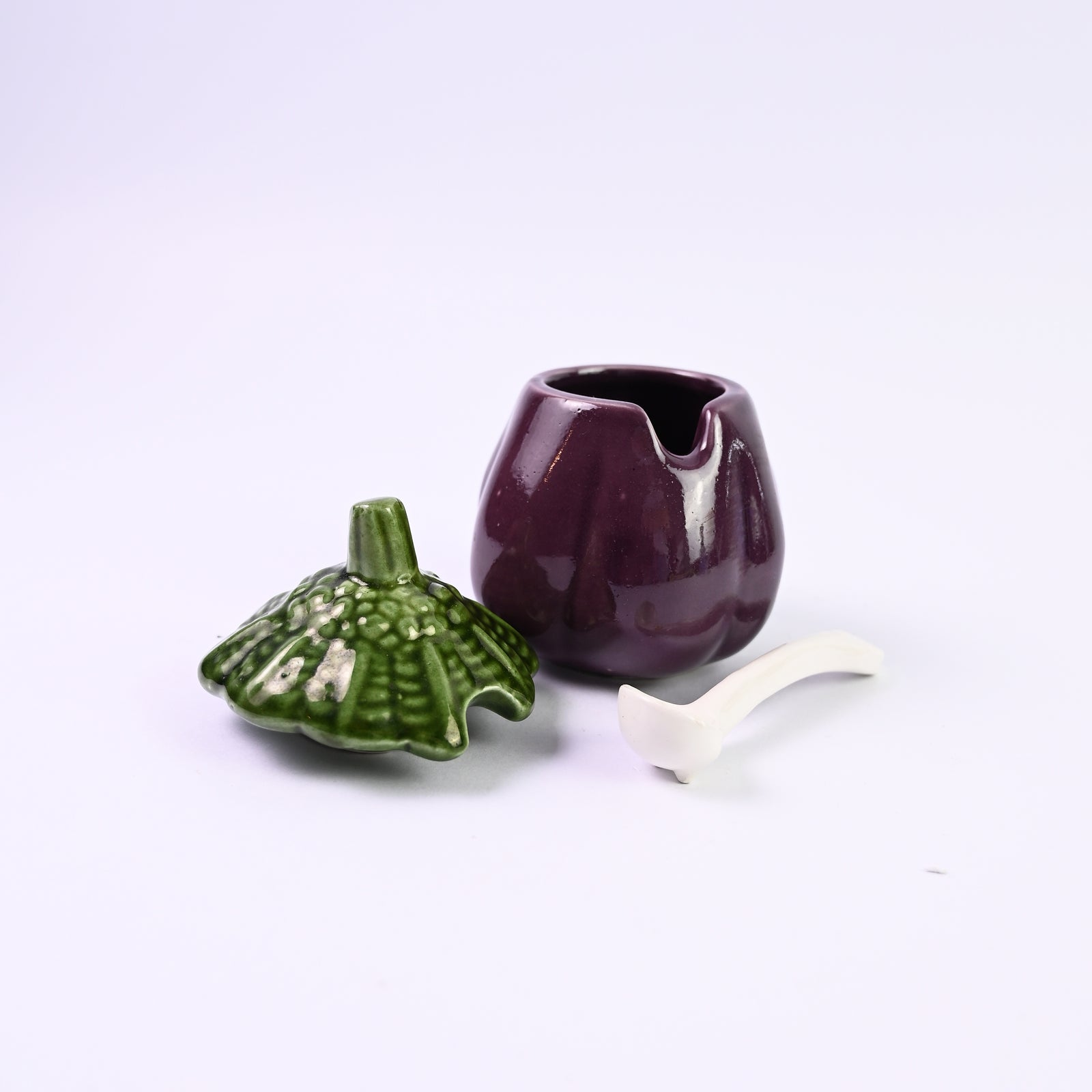 Vintage Aubergine pot with Lid