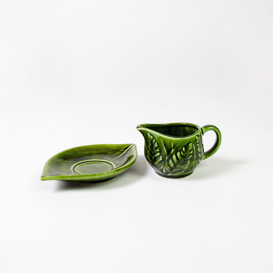 Leaf Gravy Dish