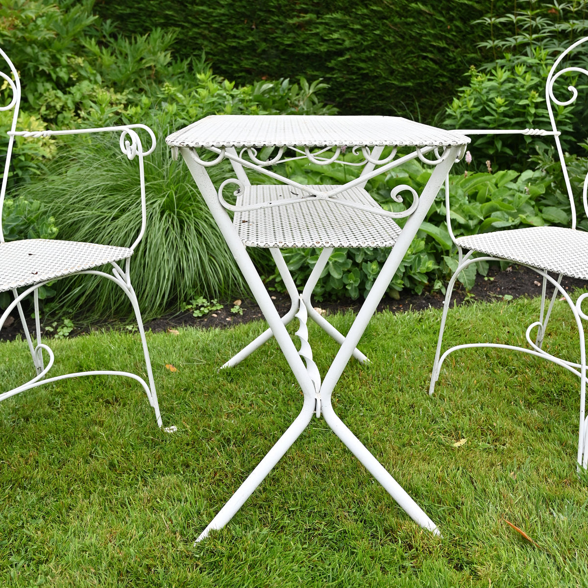 White Iron Bistro Set