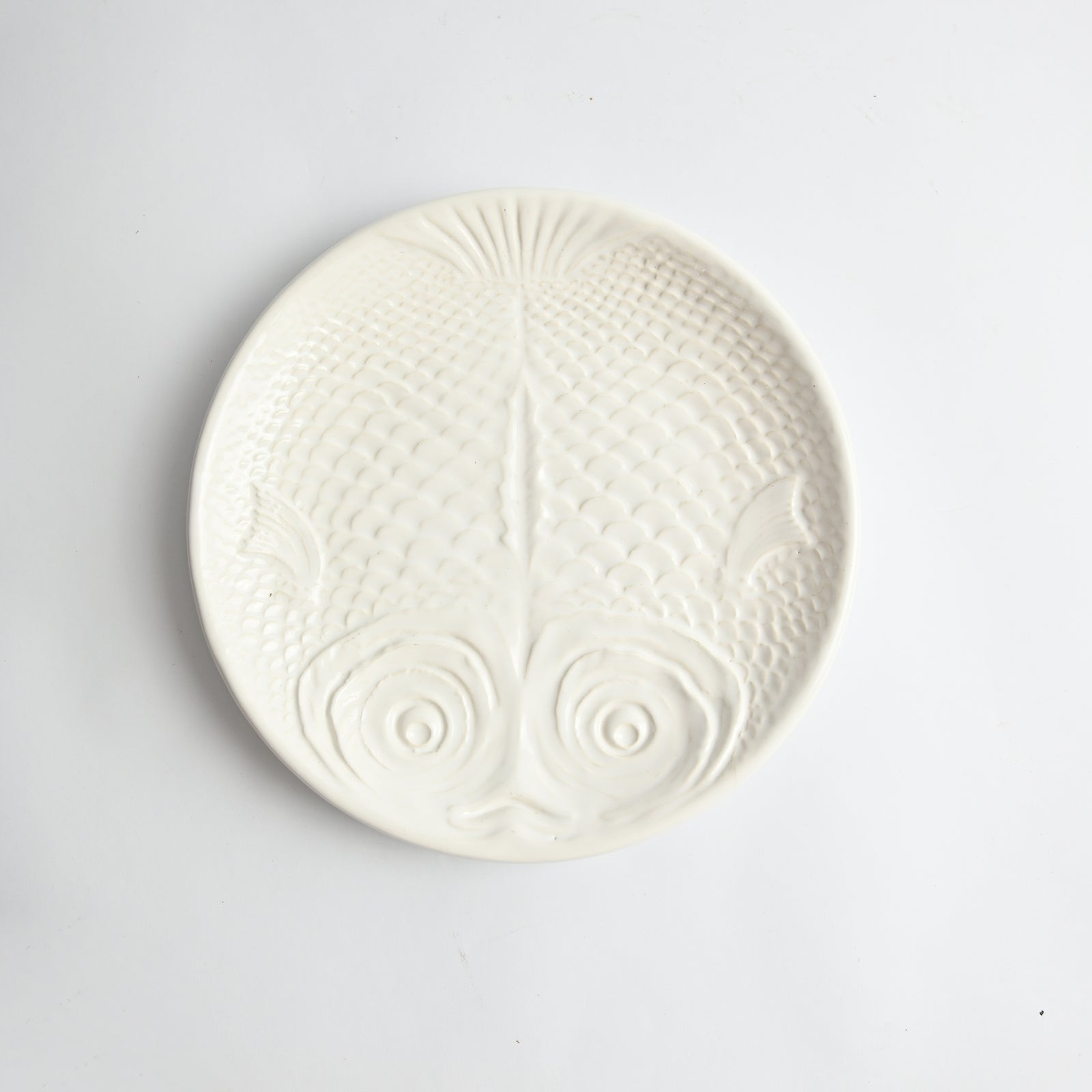 White Fish Plate Set