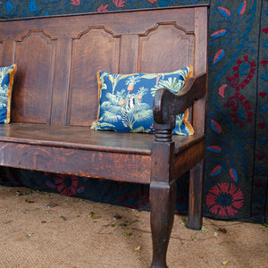 English18th Century Panelled Oak Settle Bench